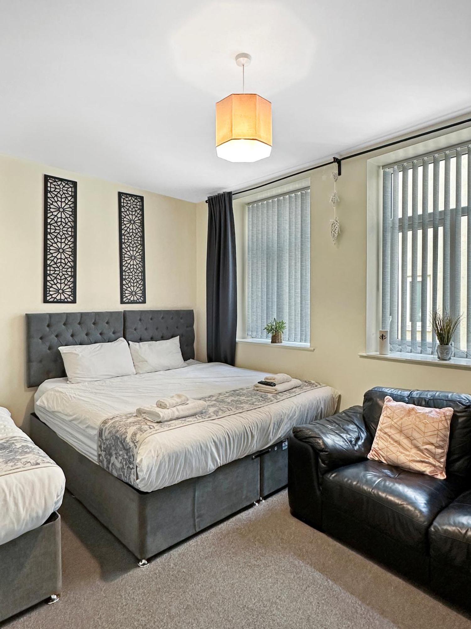 Granada Apartments Queen'S Promenade Blackpool Exterior foto