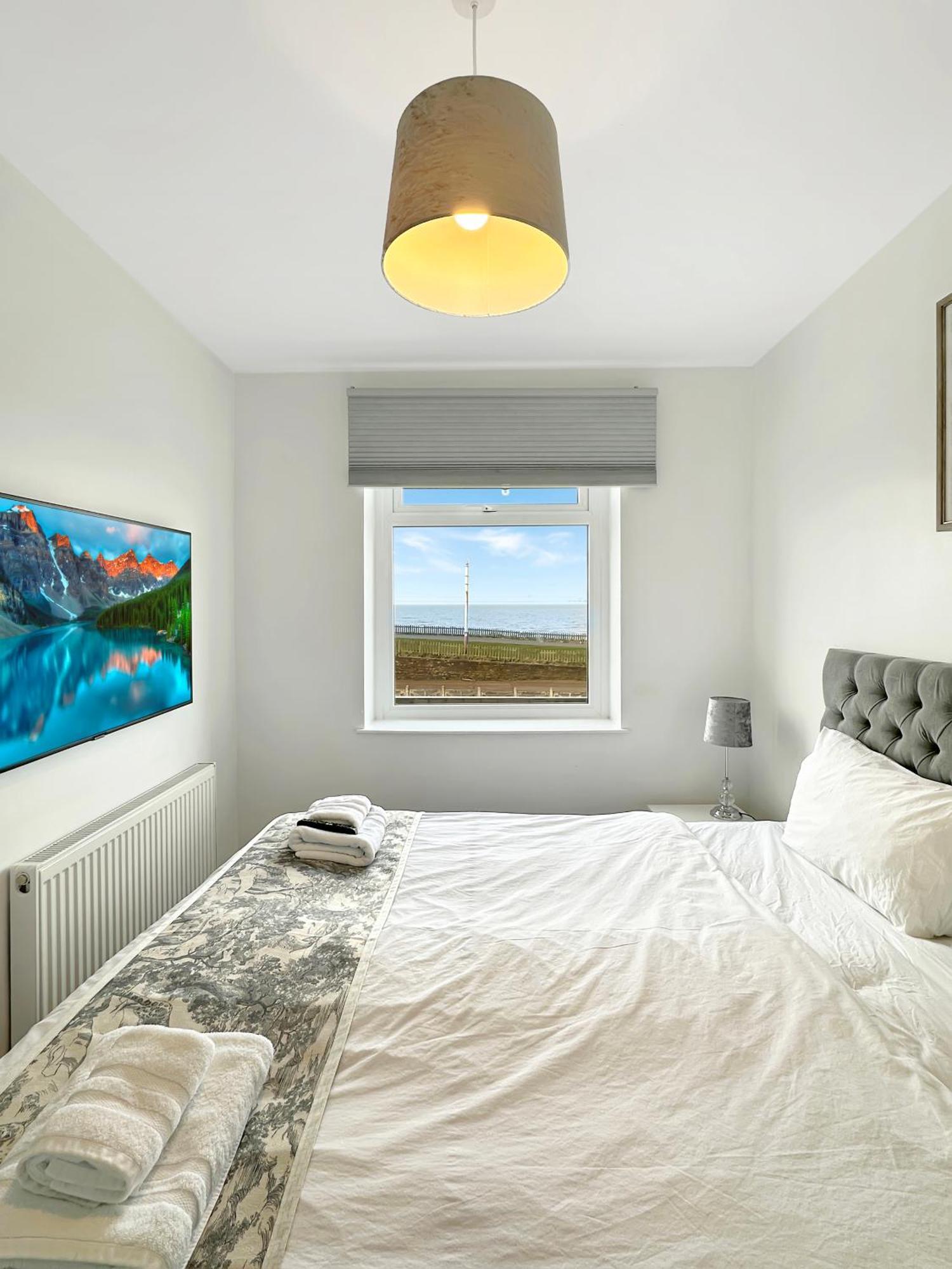 Granada Apartments Queen'S Promenade Blackpool Exterior foto