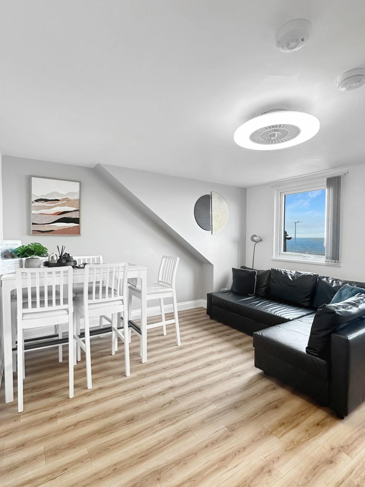 Granada Apartments Queen'S Promenade Blackpool Exterior foto